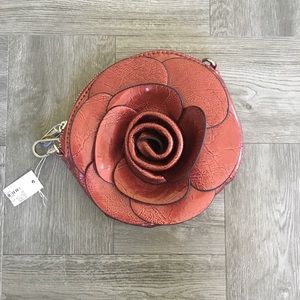Rose Clutch